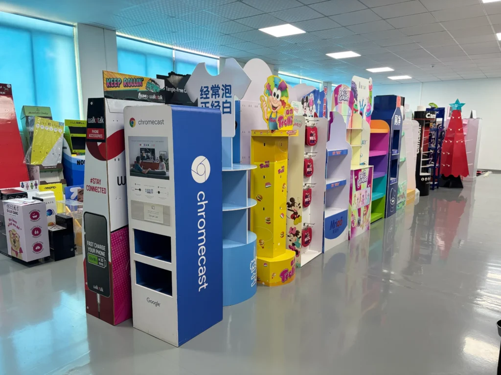 display stand showroom-1